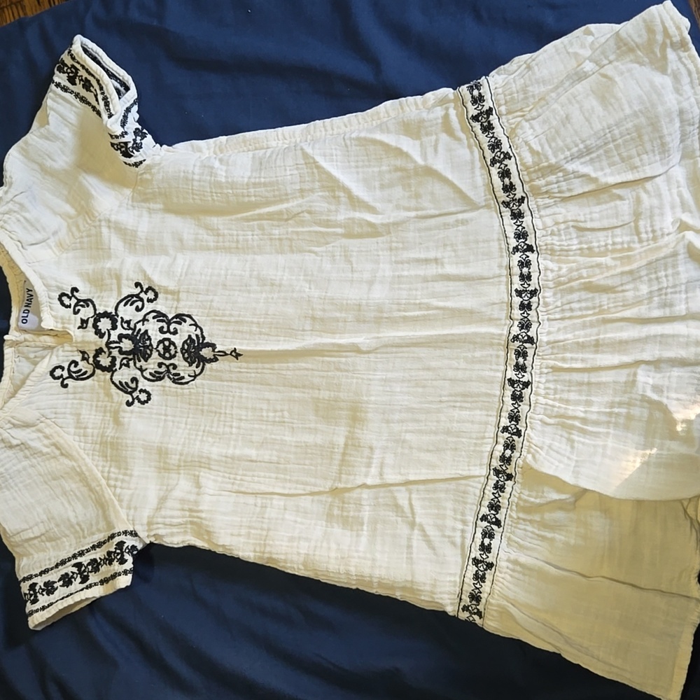 Kids Old Navy White Tunic with Black Embroidery